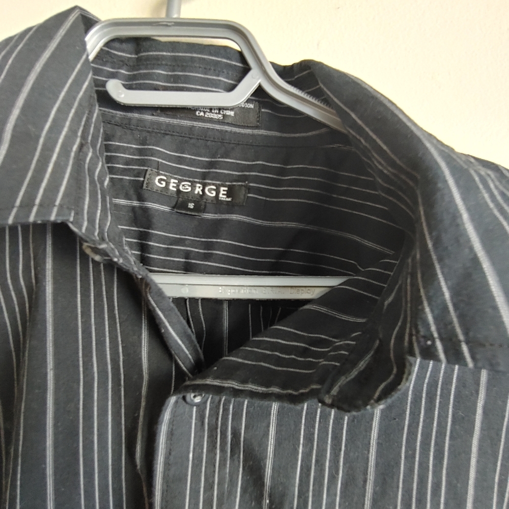 3 Shirts - Picture 5 of 8